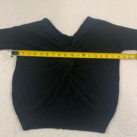 Woman’s Express Sweater Black Size medium Pre-Owned - Picture 7 of 10